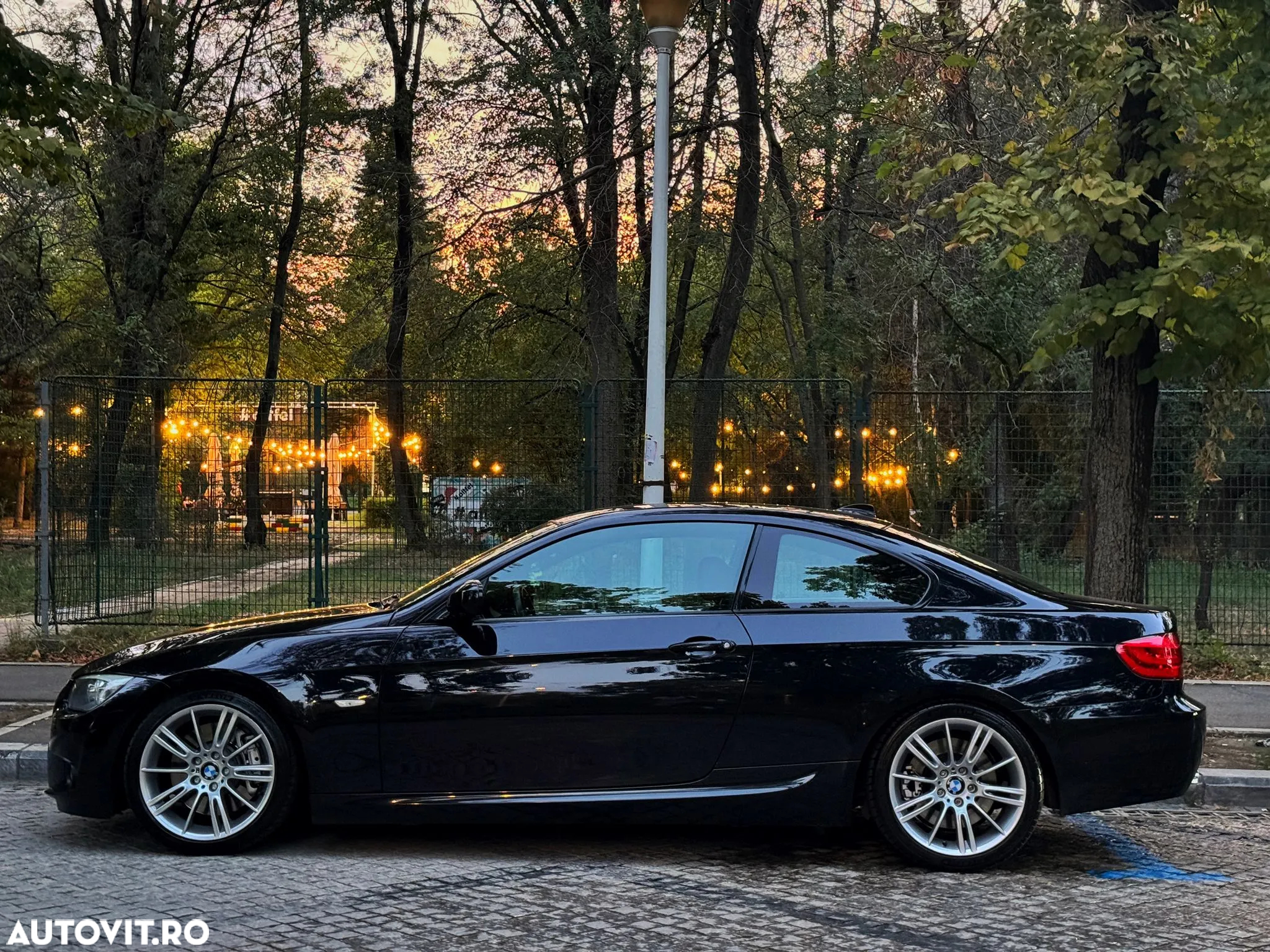 BMW Seria 3 335i xDrive Coupe Aut. M Sport Edition - 12