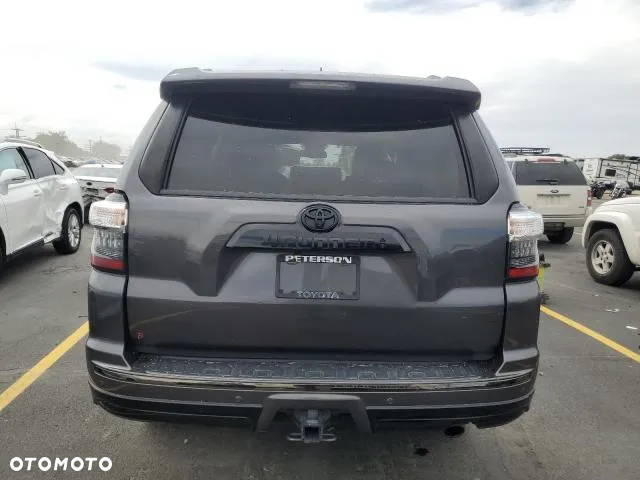 Toyota 4-Runner - 5