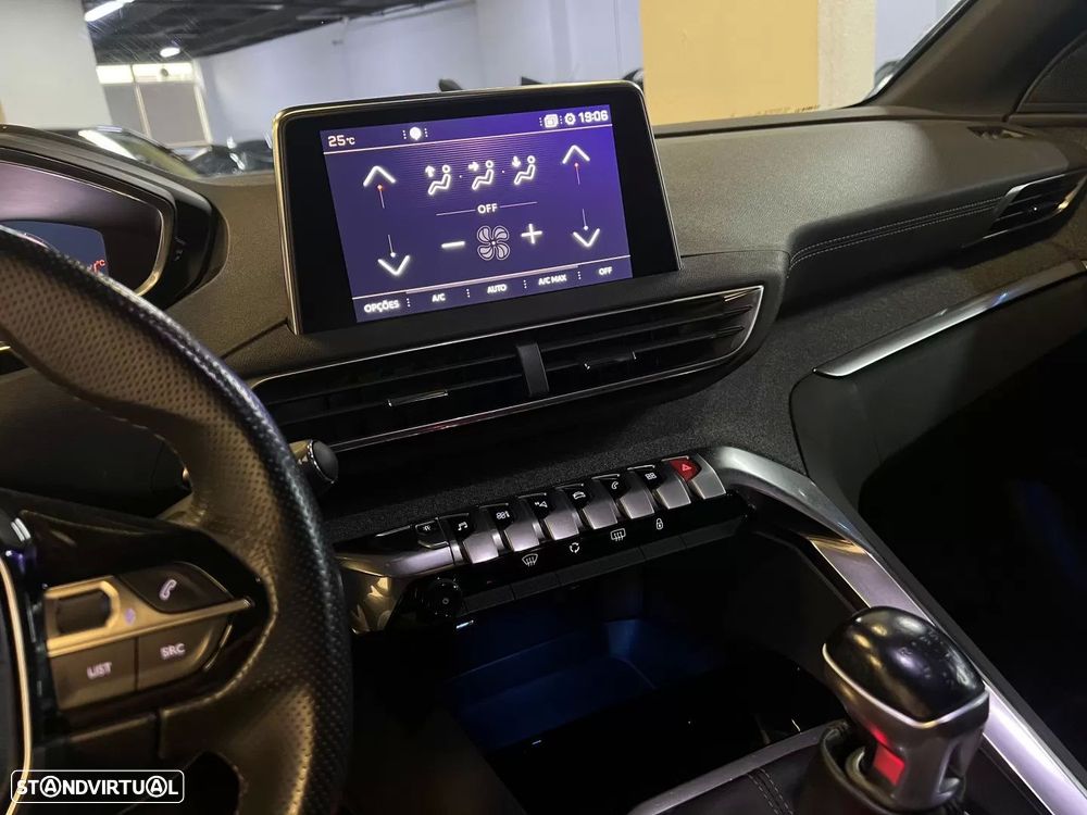 Peugeot 3008 1.2 PureTech GT Line - 16