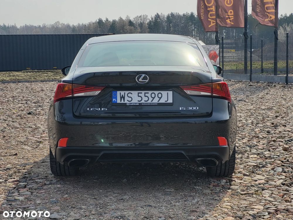 Lexus IS 200t / 300 F Sport - 6