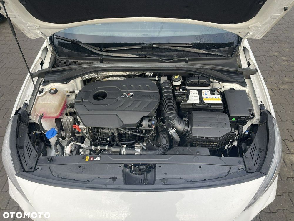 Hyundai i30 N 2.0 T-GDI - 16
