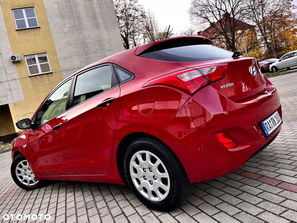 Hyundai i30 ver-1-4-classic-plus - 2