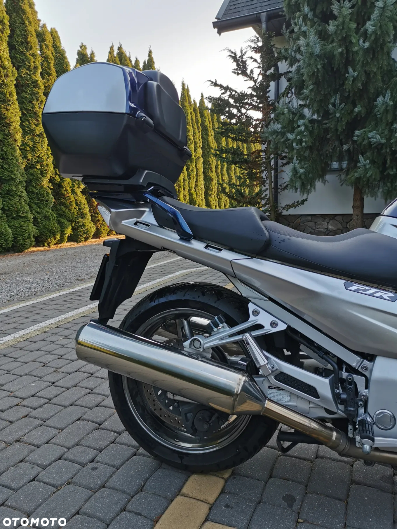 Yamaha FJR - 7