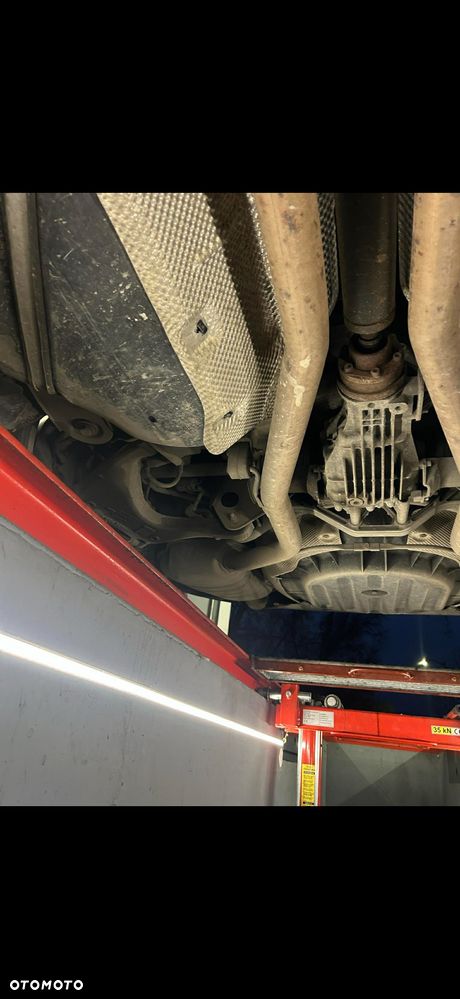 Audi A8 4.2 TDI DPF L Quattro - 28