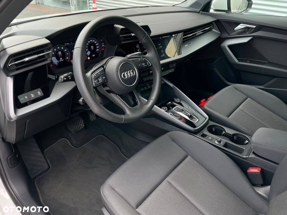 Audi A3 Sportback - 18