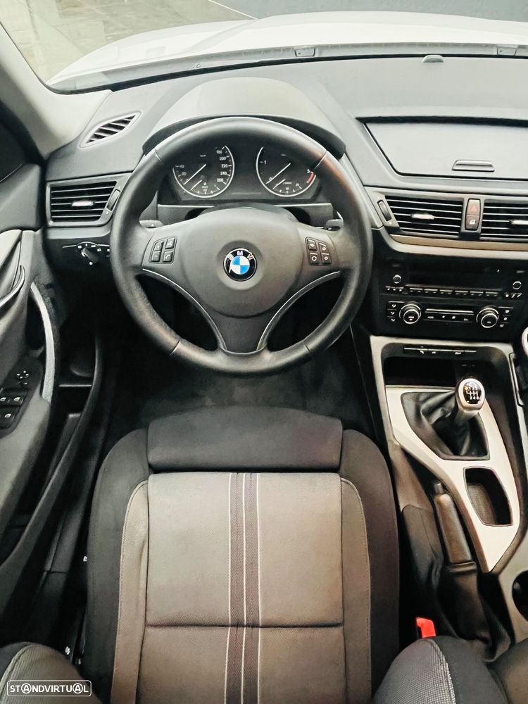 BMW X1 18 d xDrive Pack M - 20