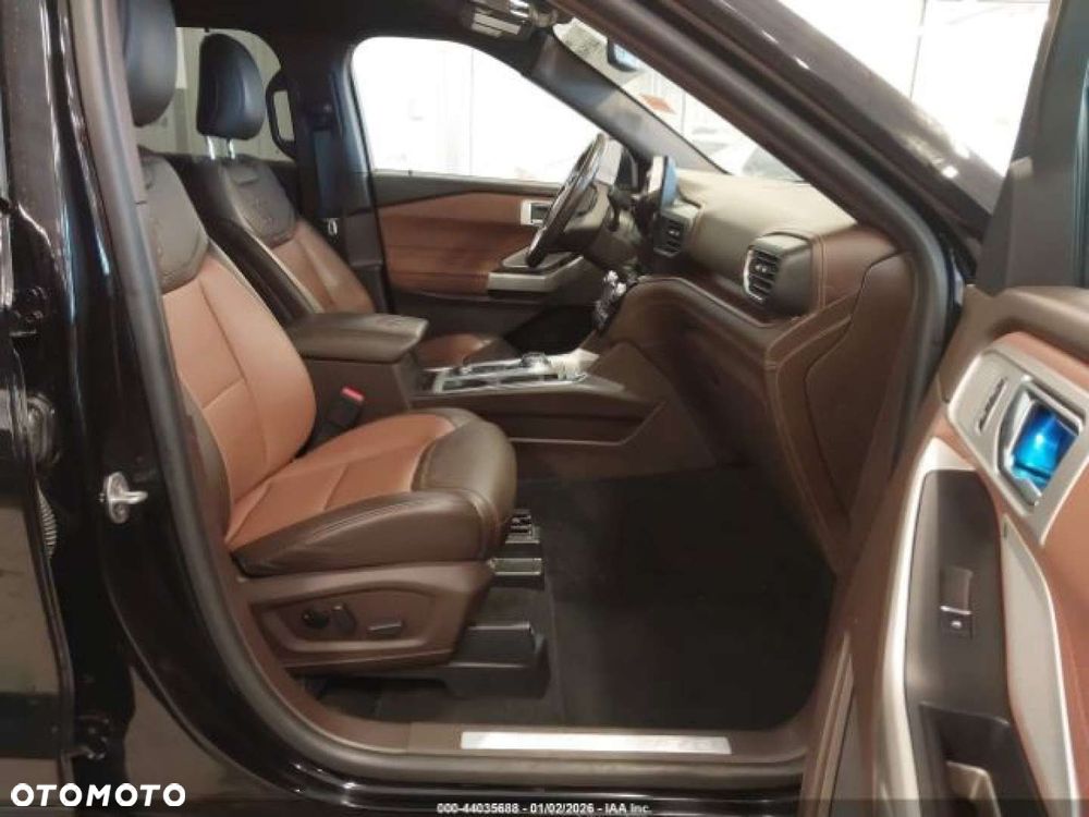 Ford Explorer - 9