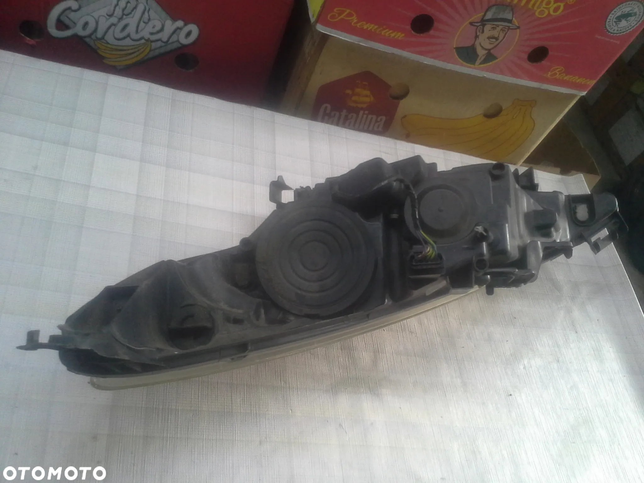 Peugeot 207 lampy przednie reflektory 9649986280  9649986180 - 16