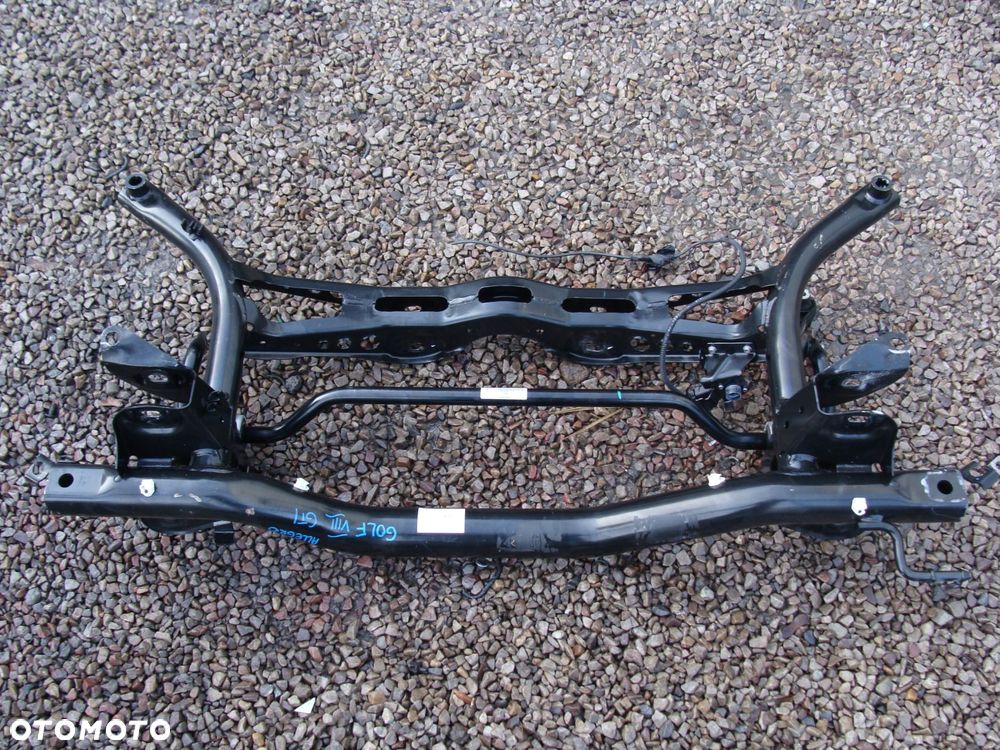 sanki belka zawieszenia tylnego golf viii gti - 2