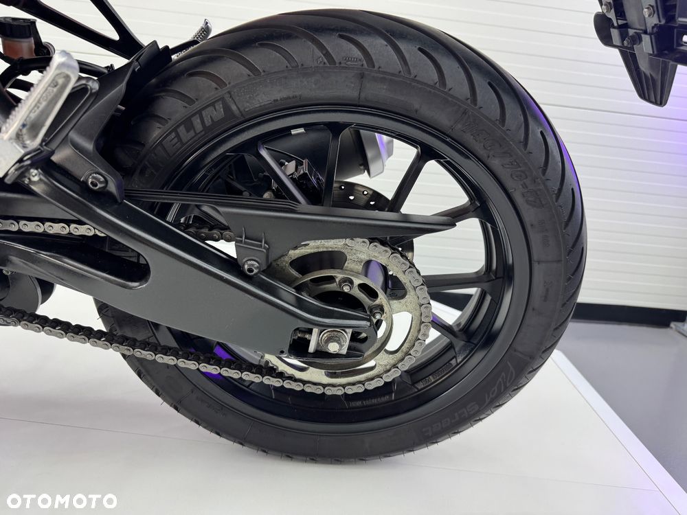 Yamaha MT - 26