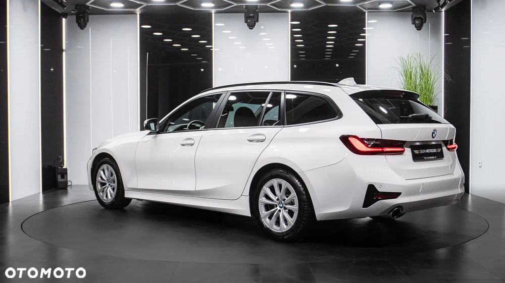 BMW Seria 3 318i Advantage sport - 5