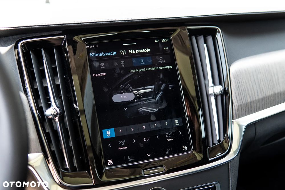 Volvo V90 Cross Country B5 D AWD Ultimate - 21