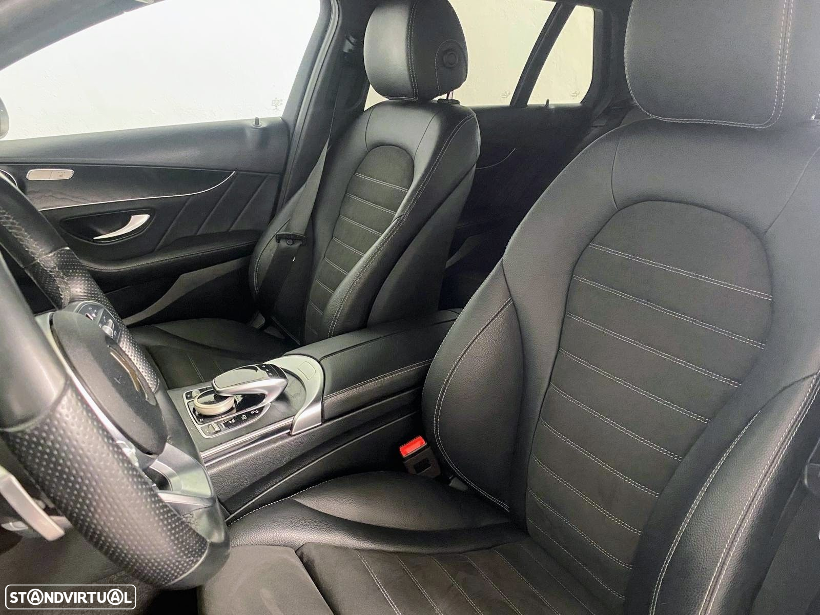 Mercedes-Benz C 300 - 25