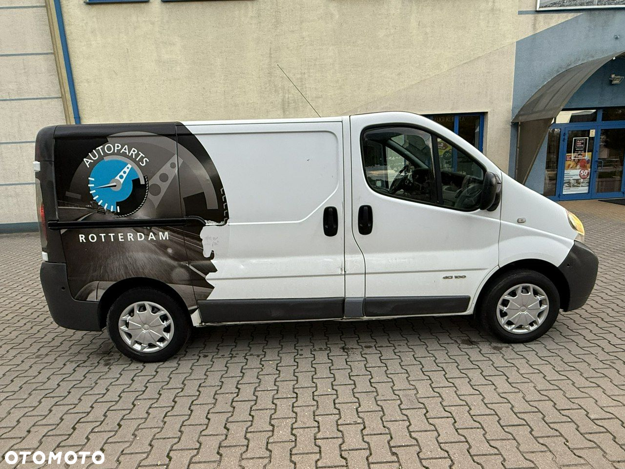 Renault Trafic - 10