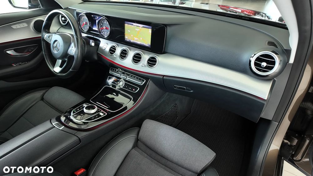 Mercedes-Benz Klasa E 200 T 9G-TRONIC Avantgarde - 22
