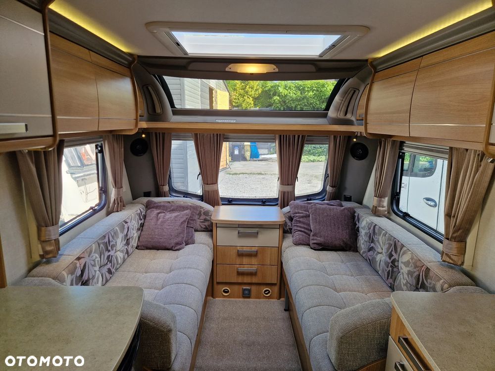 Coachman VIP - 2