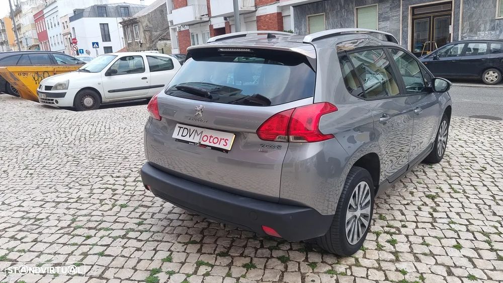 Peugeot 2008 1.6 e-HDi Allure 2-Tronic - 5