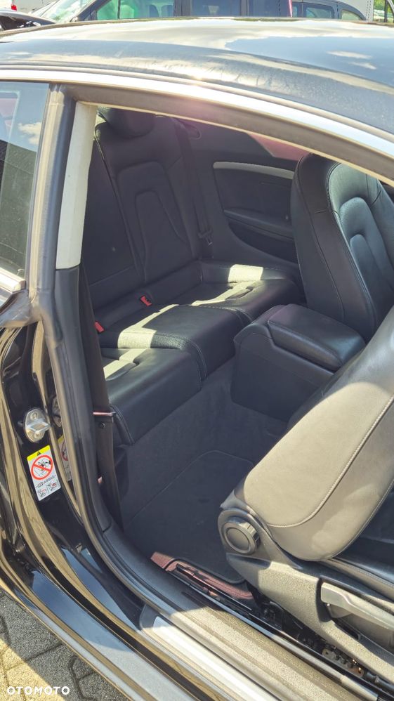 Audi A5 Coupé 2.0 TDI Ultra DPF - 11