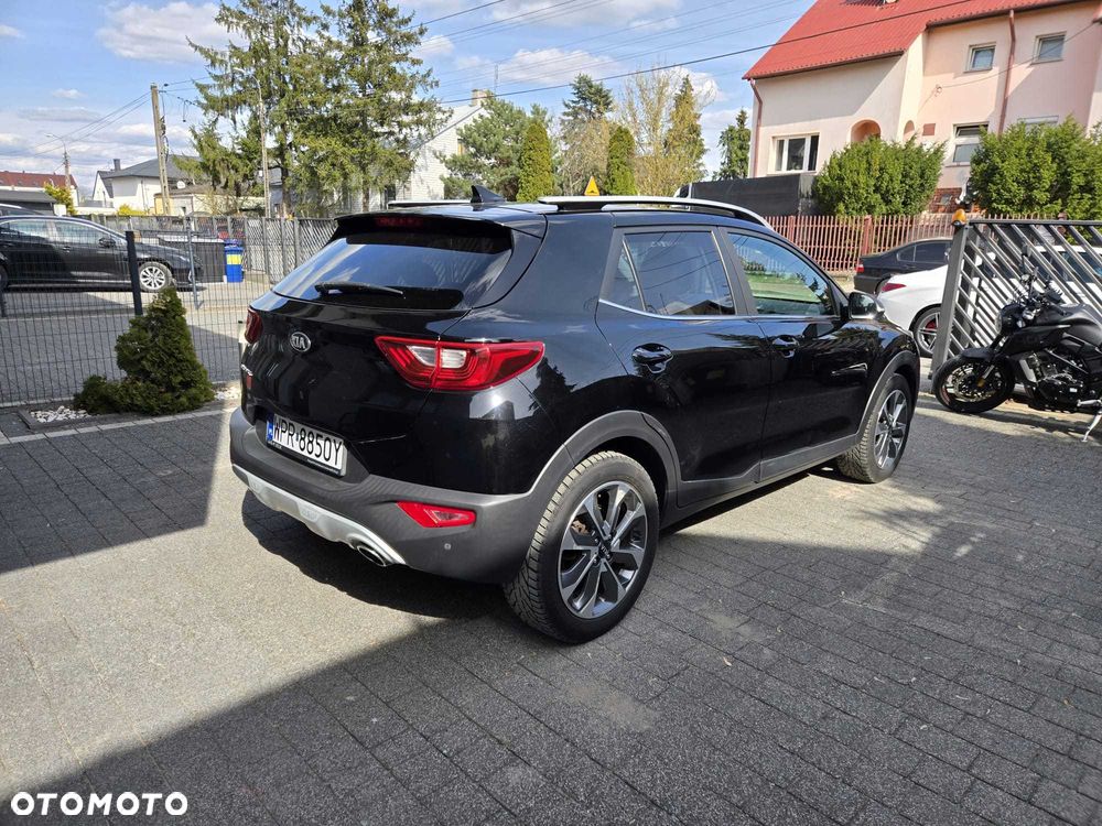 Kia Stonic - 3
