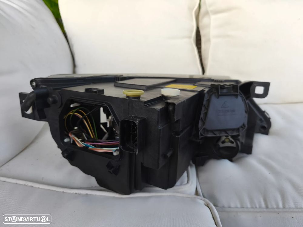 Farol esquerdo bi-xenon direcional BMW série 6 E62 E63 - 8