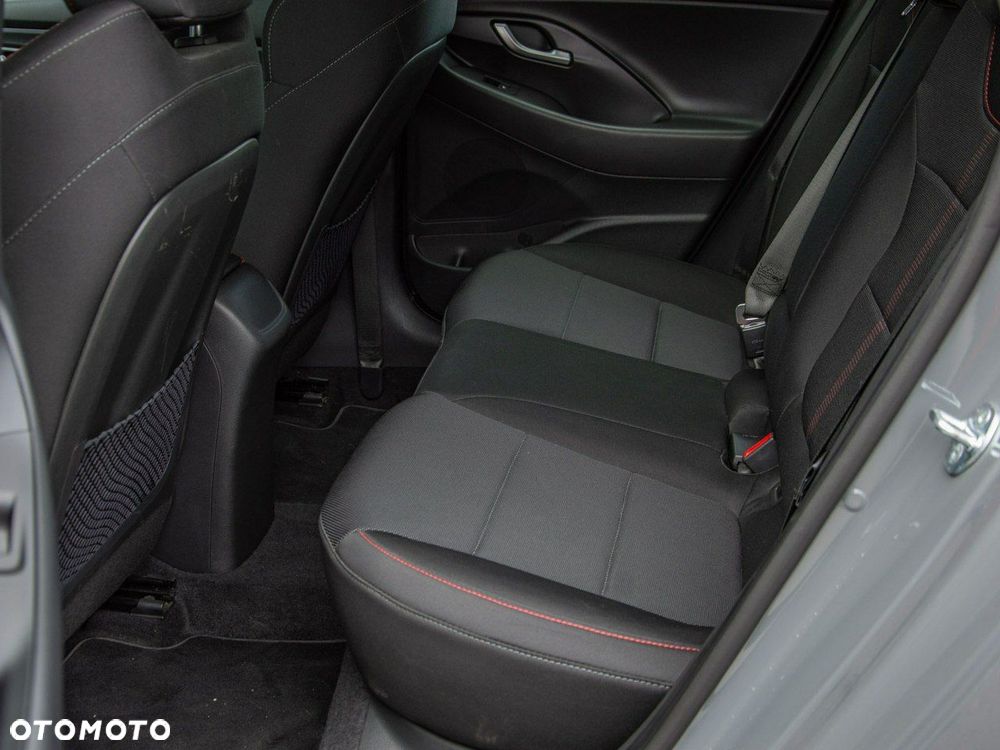 Hyundai i30 - 32
