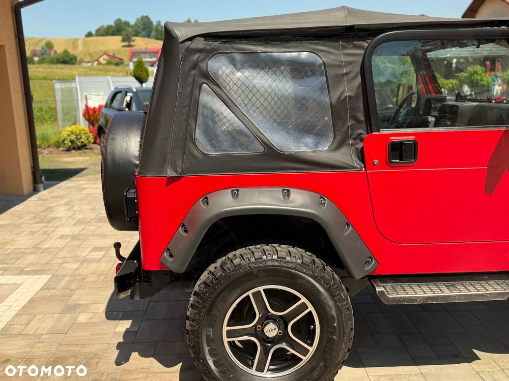 Jeep Wrangler 2.5 Sport - 18