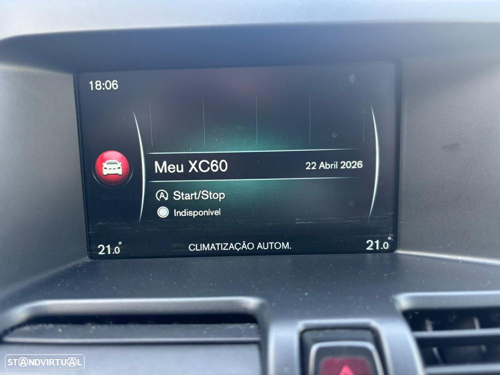 Volvo XC 60 2.0 D4 R-Design - 36