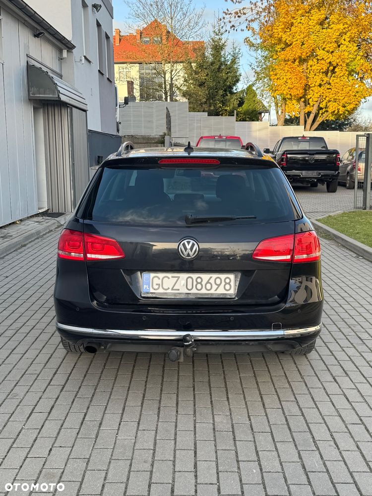 Volkswagen Passat 1.6 TDI Comfortline - 4