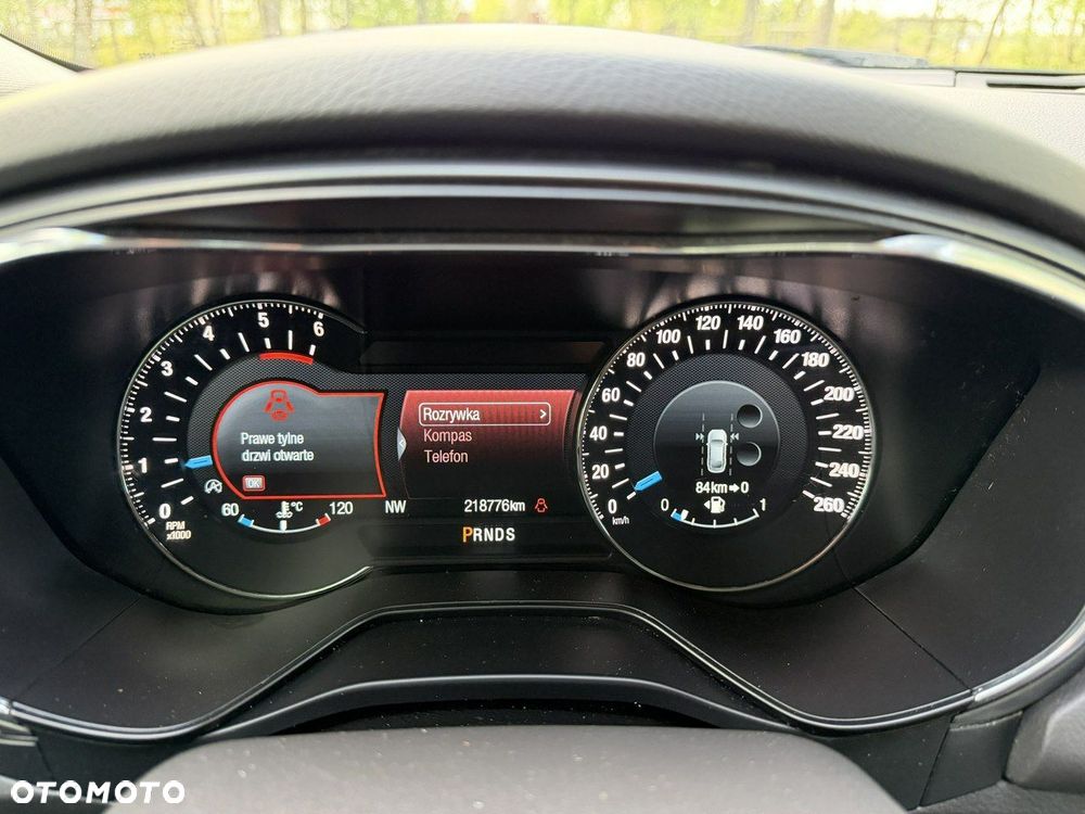 Ford Mondeo - 37