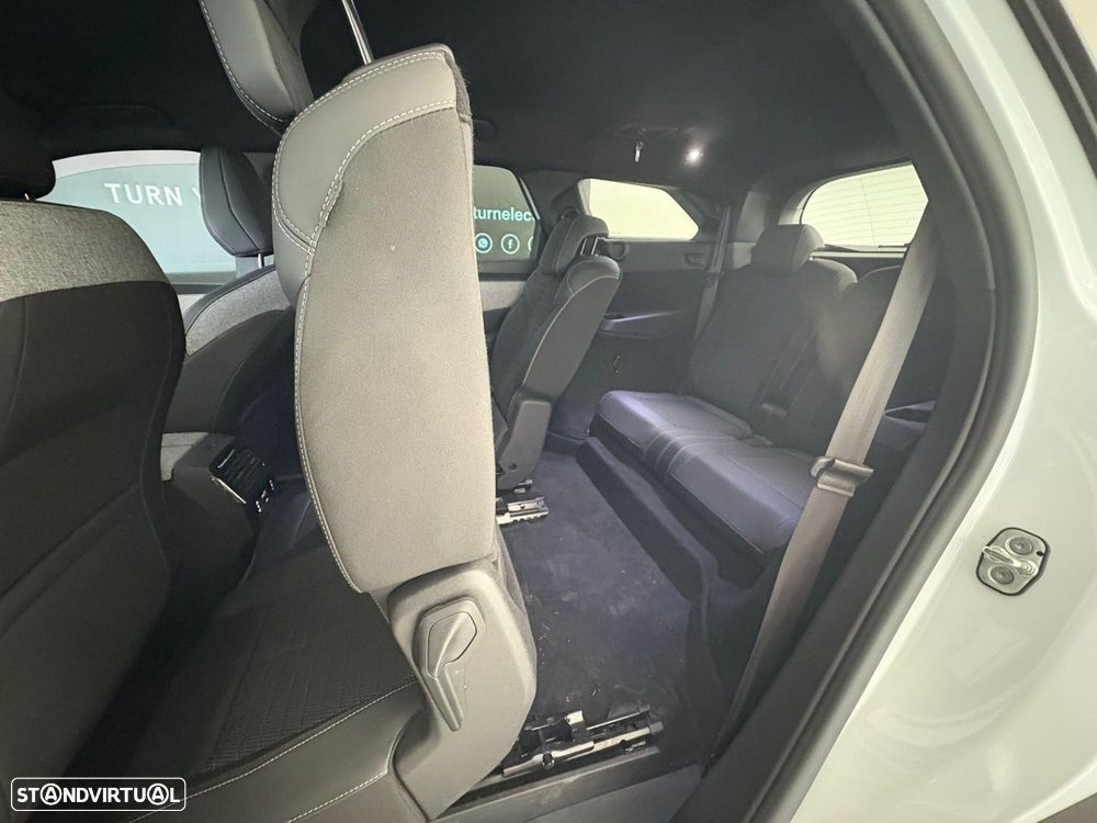 Peugeot E-5008 73 kWh Allure - 6