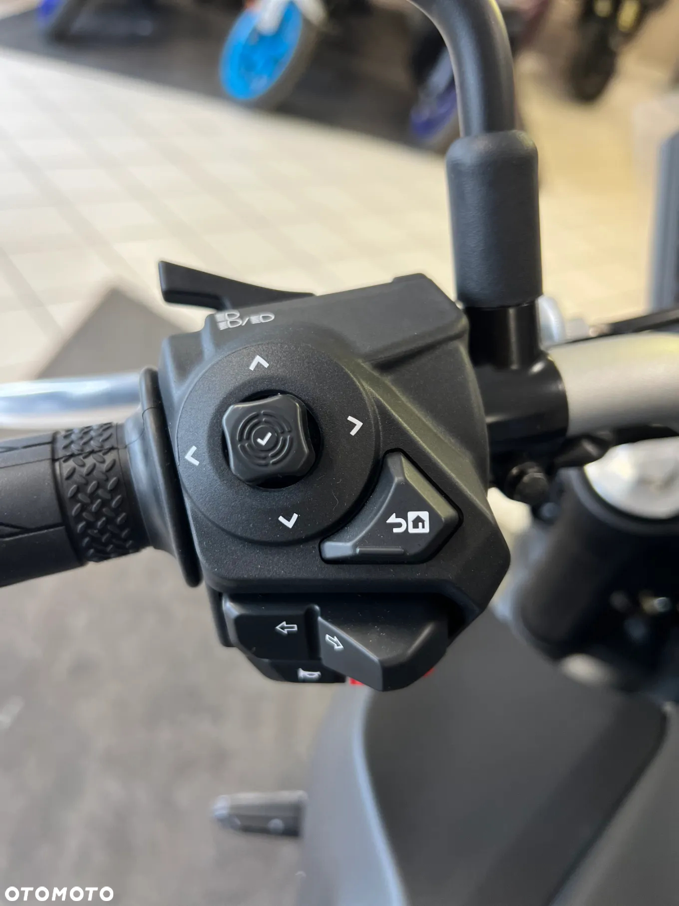 Yamaha MT - 26