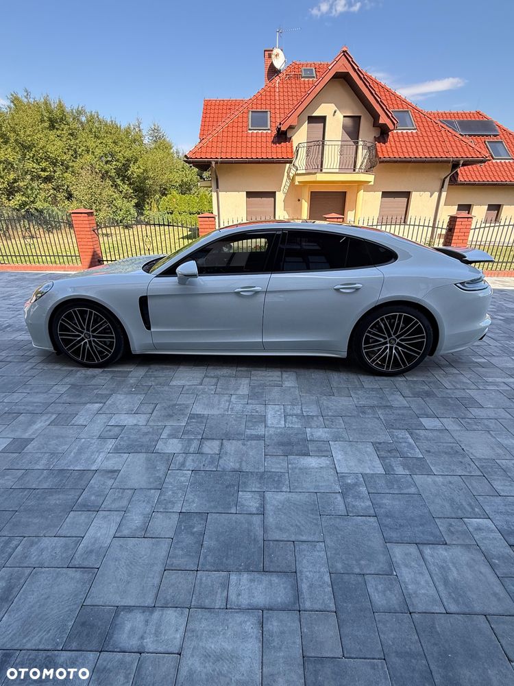 Porsche Panamera 4 - 6