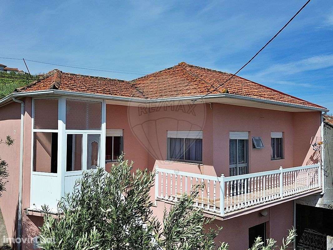 Moradia T2 para venda - Grande imagem: 2/14