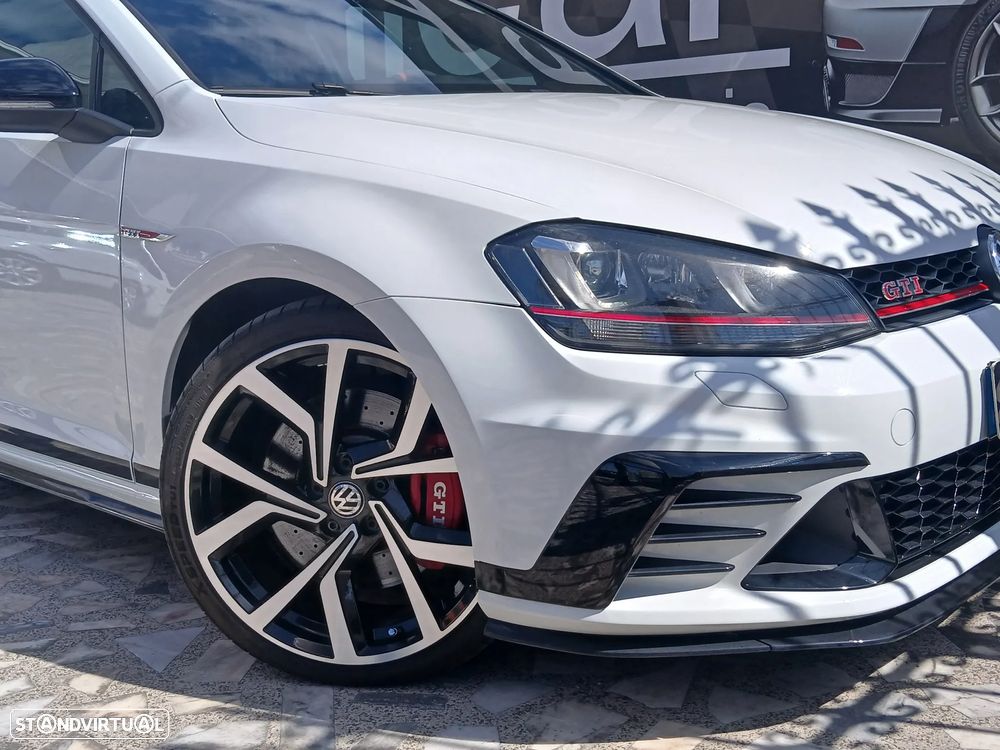 VW Golf GTI Clubsport DSG - 4