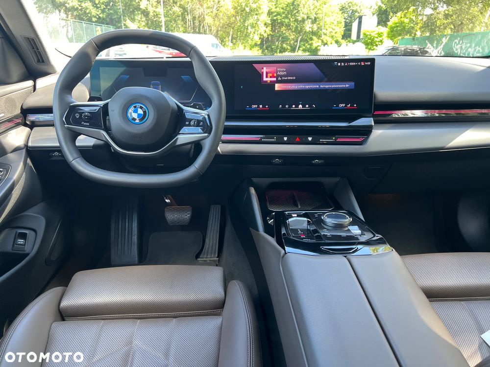 BMW Seria 5 530e PHEV - 17