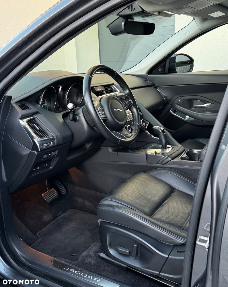 Jaguar E-Pace D180 AWD S - 22