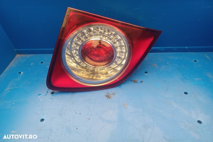 Lampa / Tripla stop dreapta pe hayon 5M0945093M Volkswagen VW Golf 5 - 6