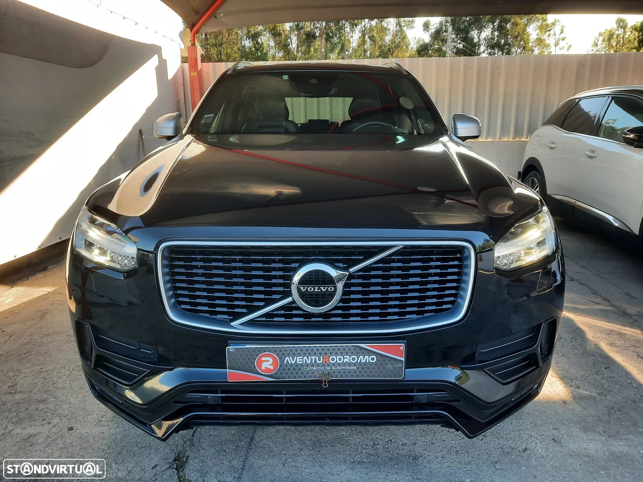 Volvo XC 90 2.0 D4 R-Design - 1