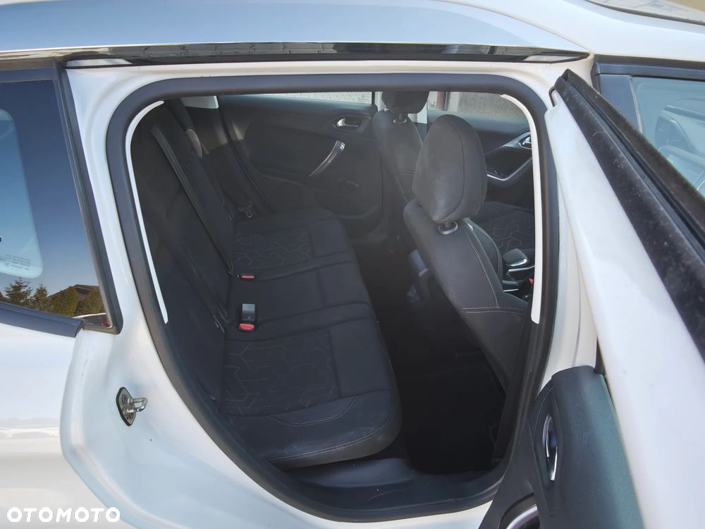 Peugeot 2008 120 VTI Active - 22