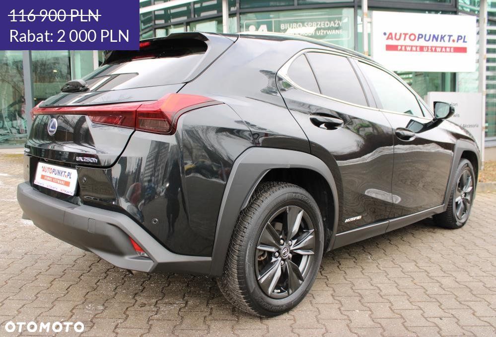 Lexus UX - 5