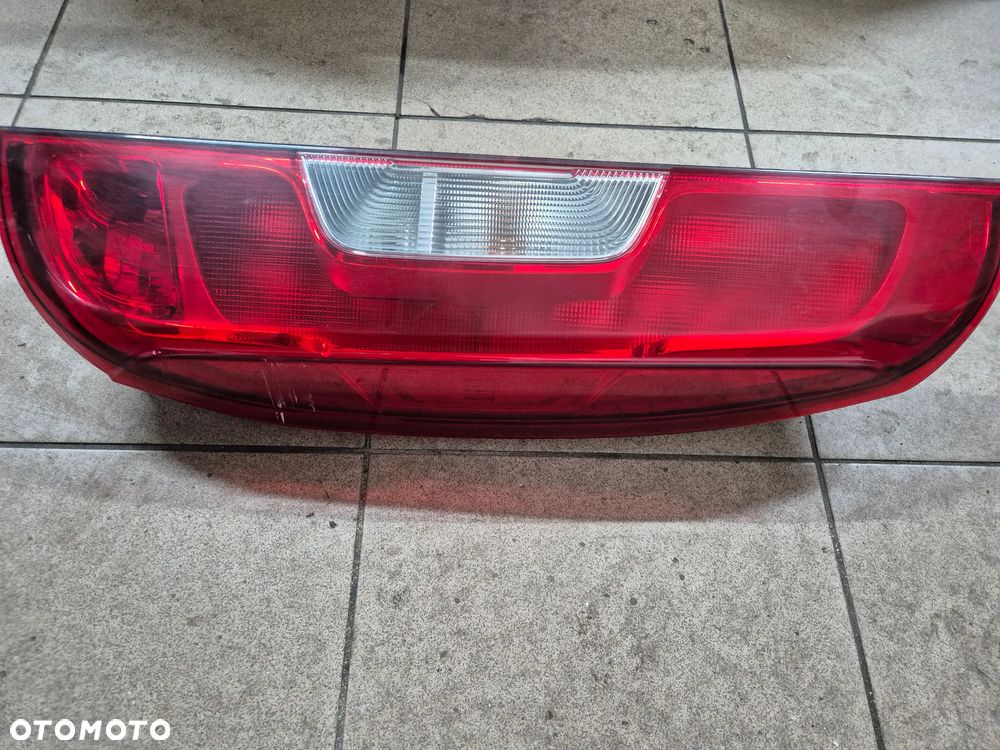 LAMPA PRAWA TYŁ FIAT DOBLO II LIFT  15-22r. - 2