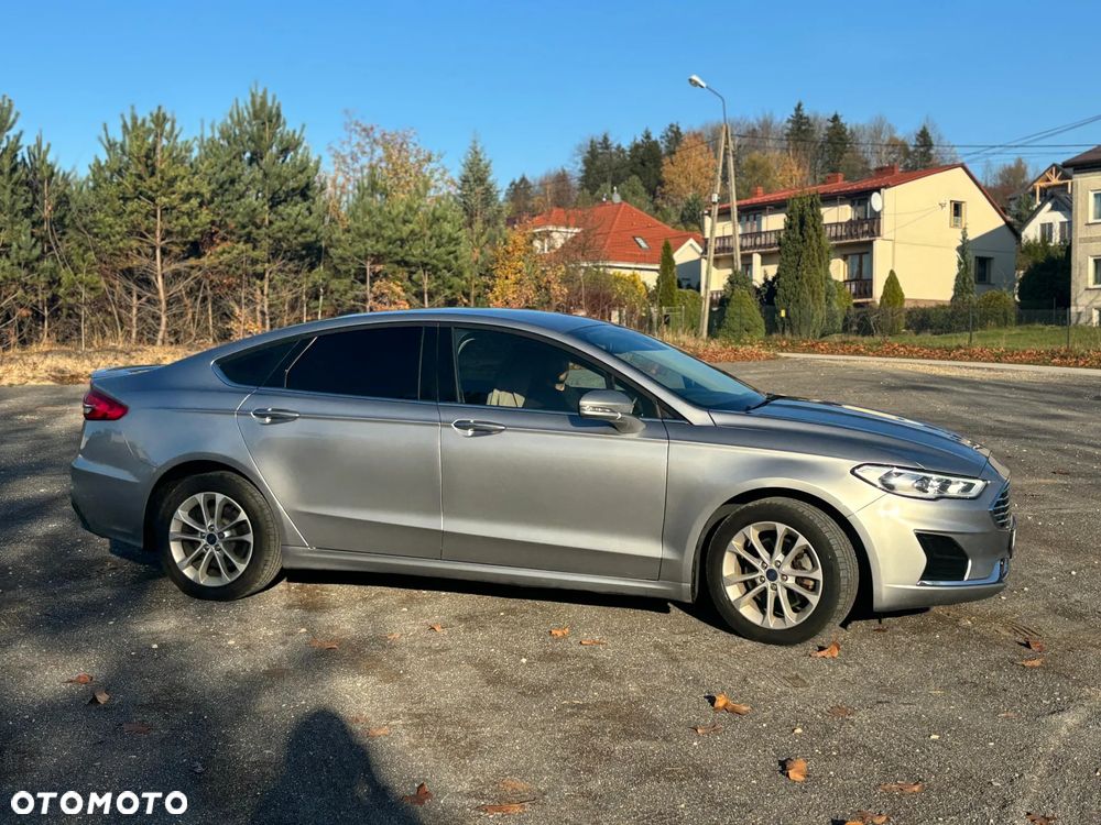 Ford Mondeo 2.0 Hybrid Executive Plus - 17