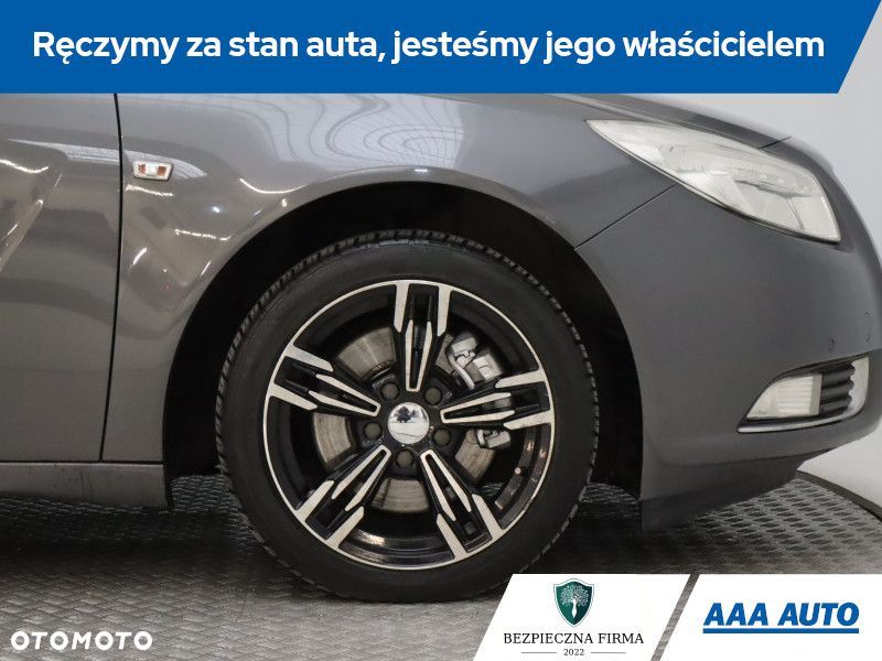 Opel Insignia - 17