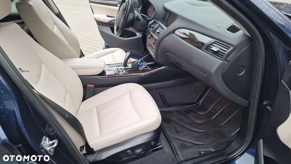 BMW X3 28i xDrive - 14