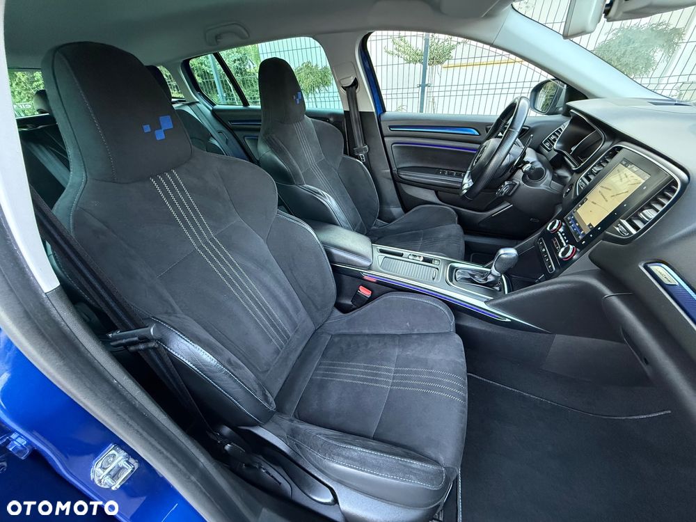 Renault Megane ENERGY TCe 205 EDC GT - 23
