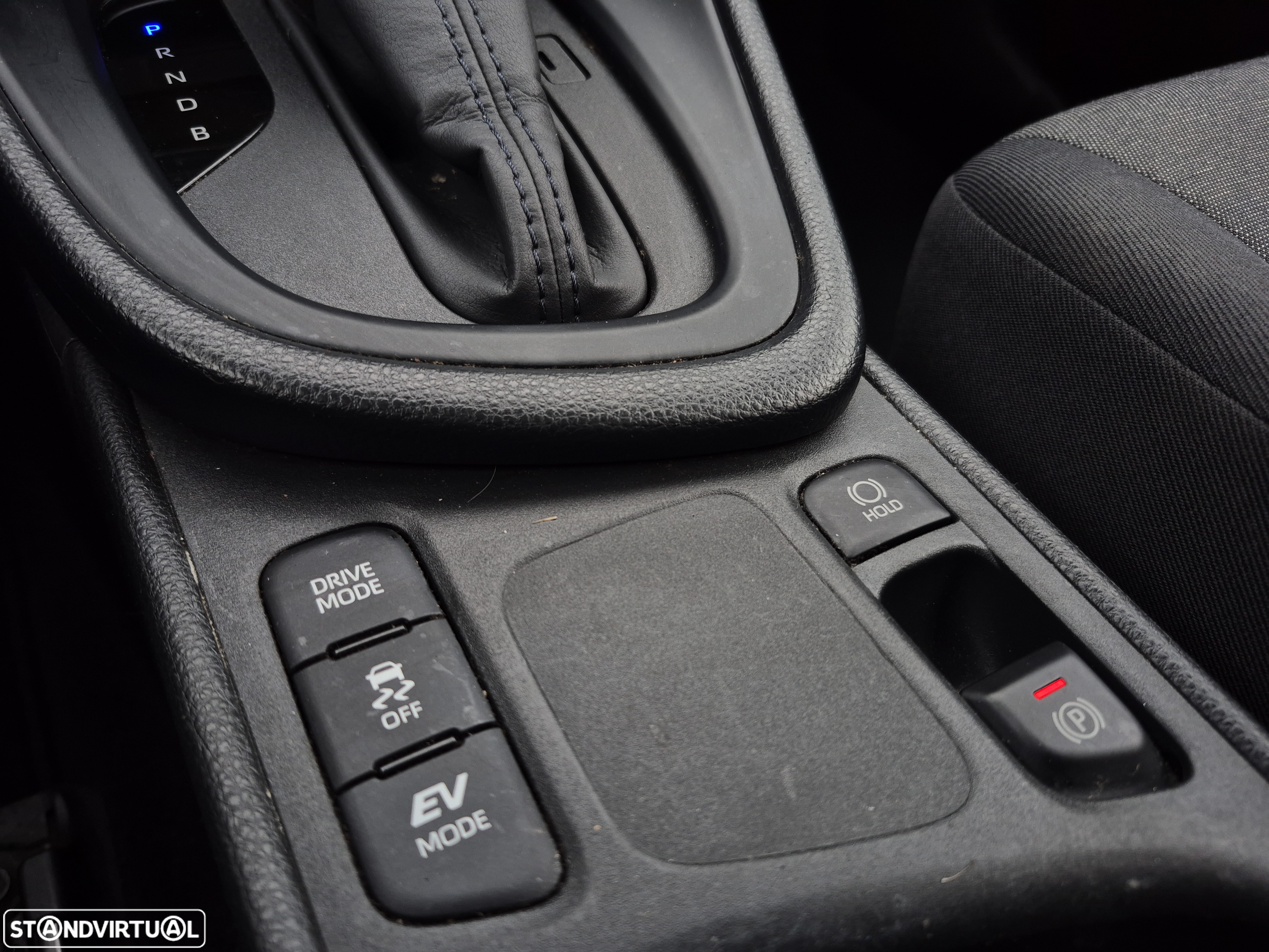 Toyota Yaris 1.5 HDF Comfort - 17