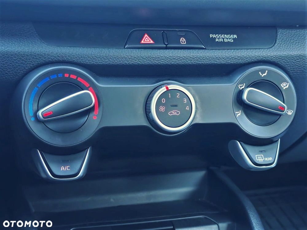 Kia Rio 1.0 T-GDI M - 23