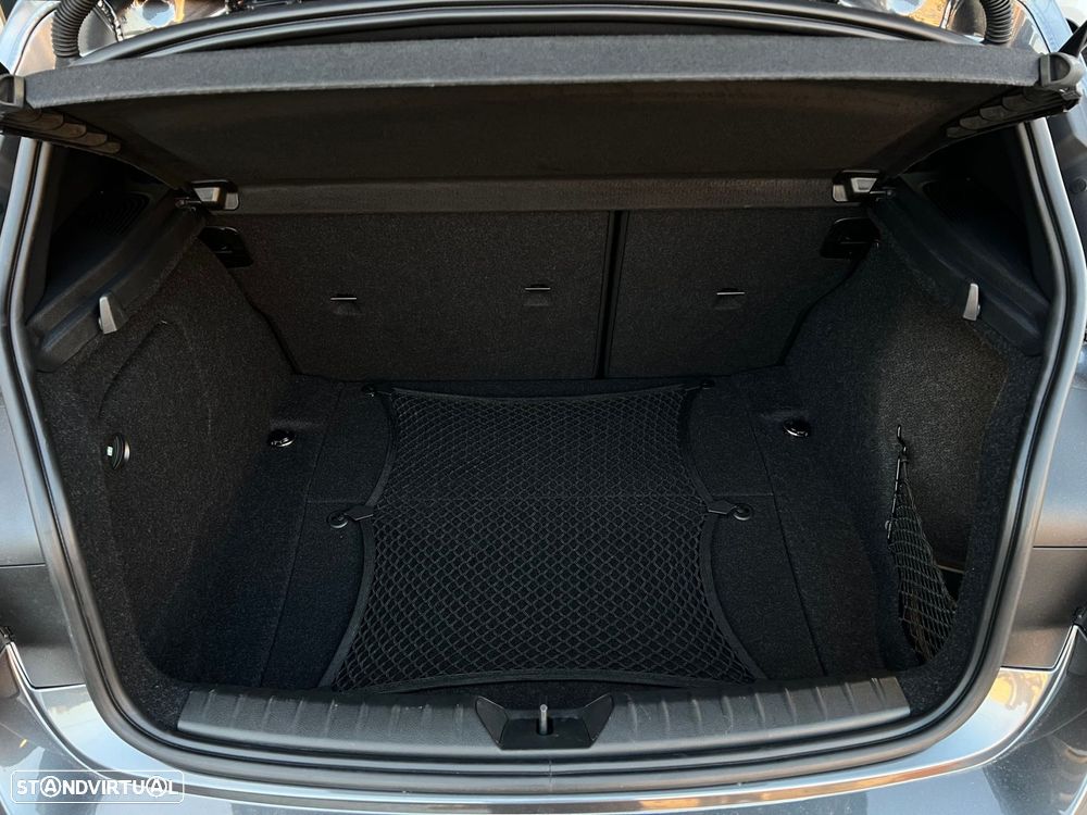 BMW 120 d Pack M Shadow - 27