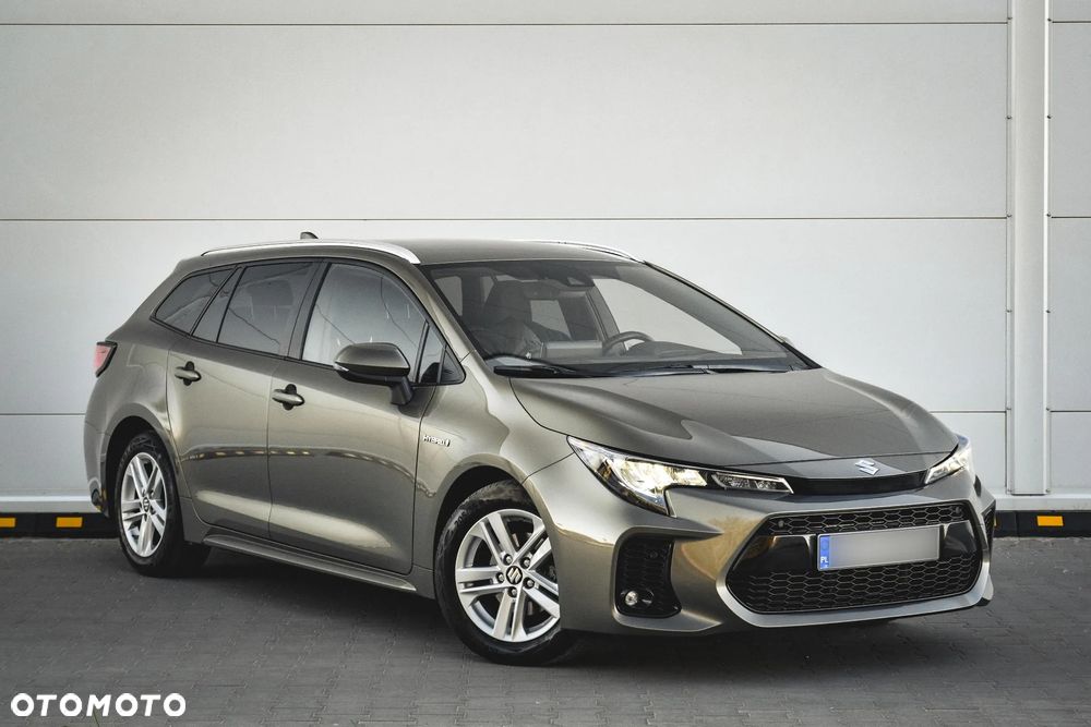 Suzuki Swace 1.8 Hybrid Premium Plus CVT - 1