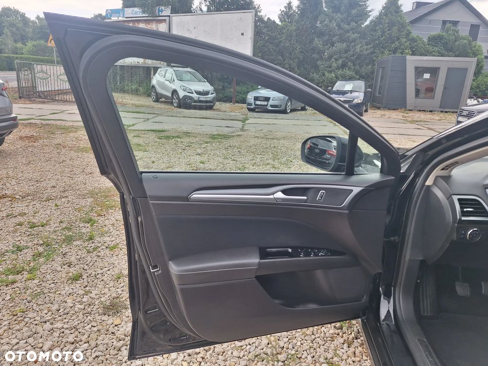 Ford Mondeo 2.0 TDCi STart-Stopp Titanium - 15
